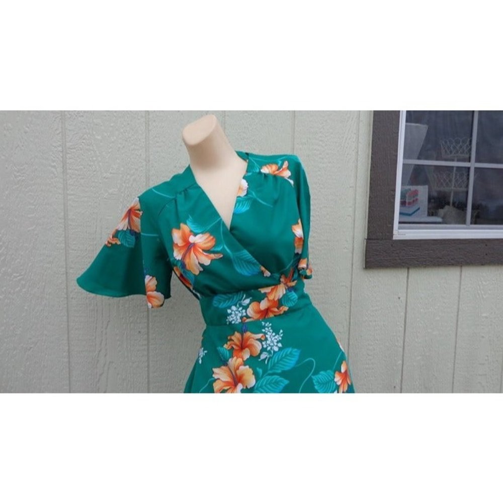 NOS Vintage Hawaiian Long Green Tropical Hostess Maxi Dress sz 10 USA Made